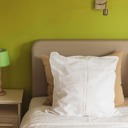 Guesthouse Amfora โปเปอริงเงอ ภายนอก รูปภาพ
